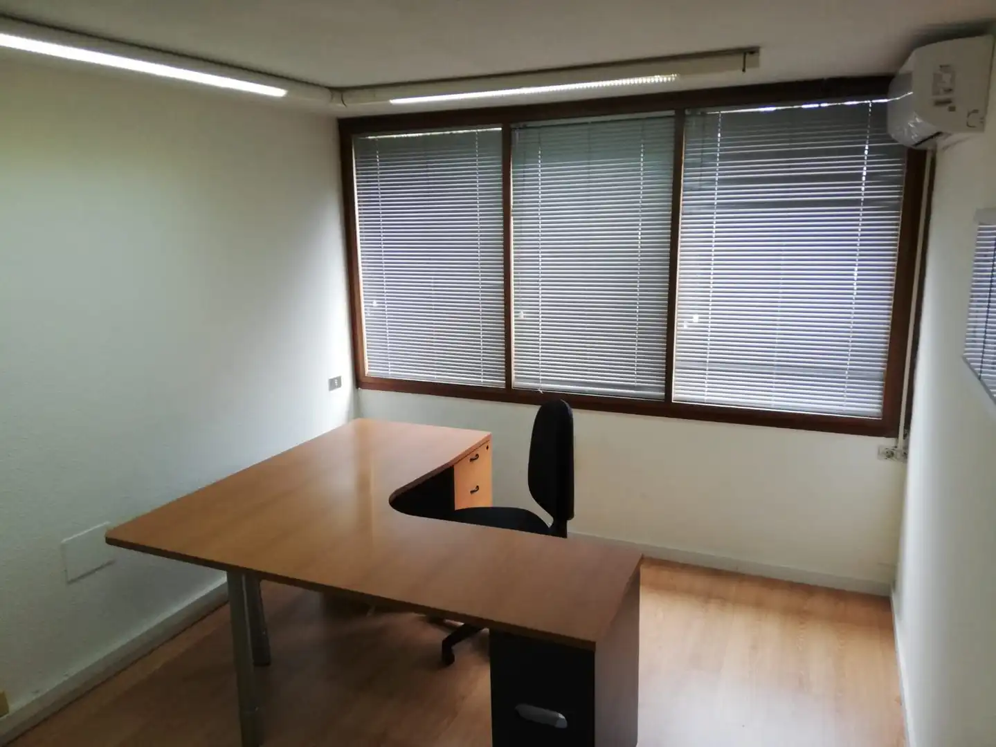 Office for rent in Santa Cruz de Tenerife  with Air Conditioner, Terrace and Furnished