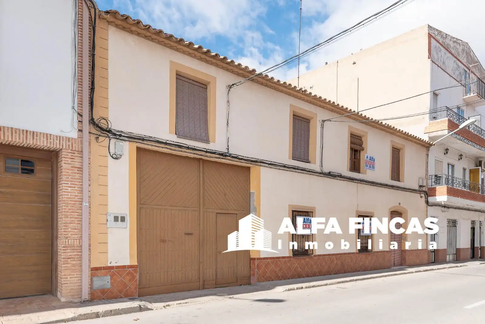 Vista exterior de Casa o chalet en venta en Las Pedroñeras    con Calefacción, Jardín privado y Trastero