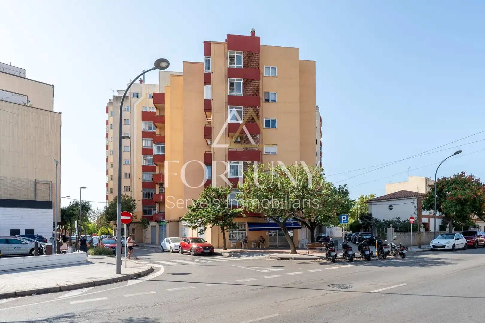 Vista exterior de Pis en venda en Reus amb Calefacció i Parquet