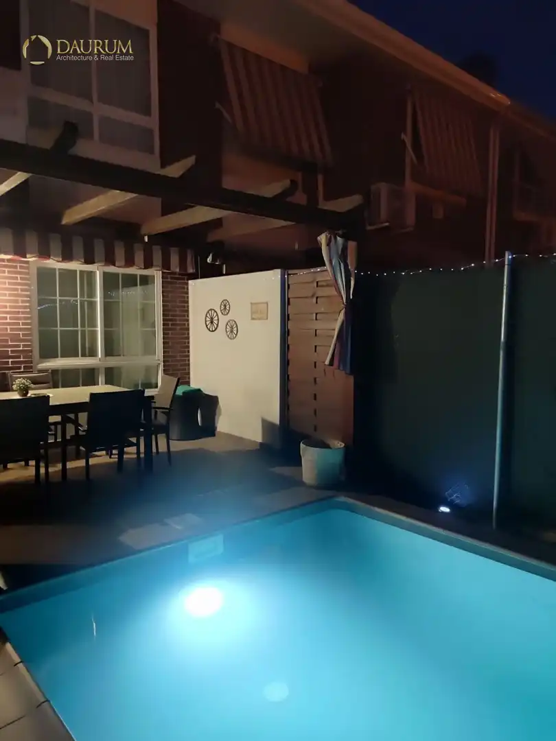 Adossat amb piscina en venda a Atenas, imagen 24