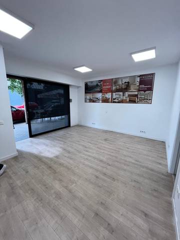 Local comercial en Alquiler en Font Verda