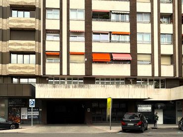 Individual en venda a Calle Orense