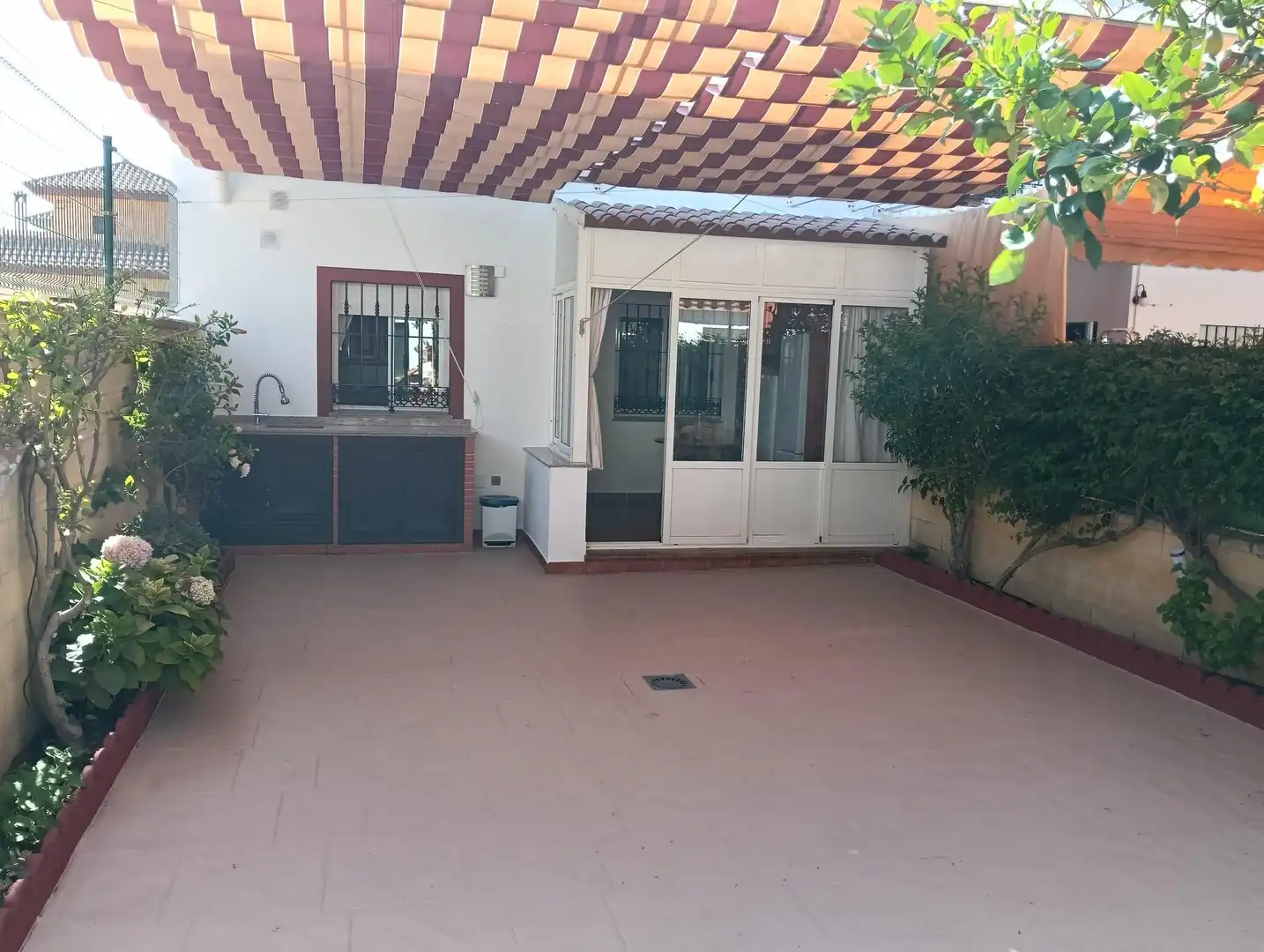 Garden of Houses for sale in Chipiona  with Terrace