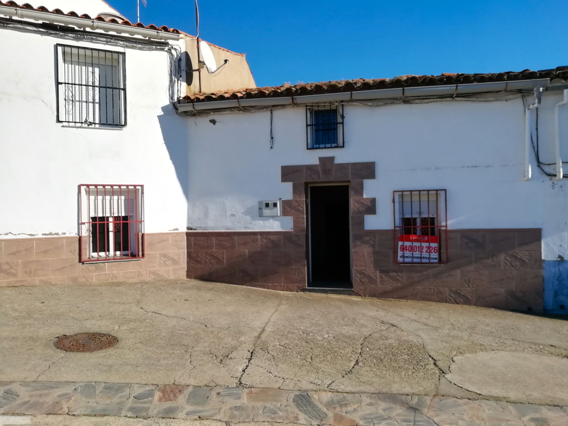 Vista exterior de Casa o xalet en venda en Torrejoncillo