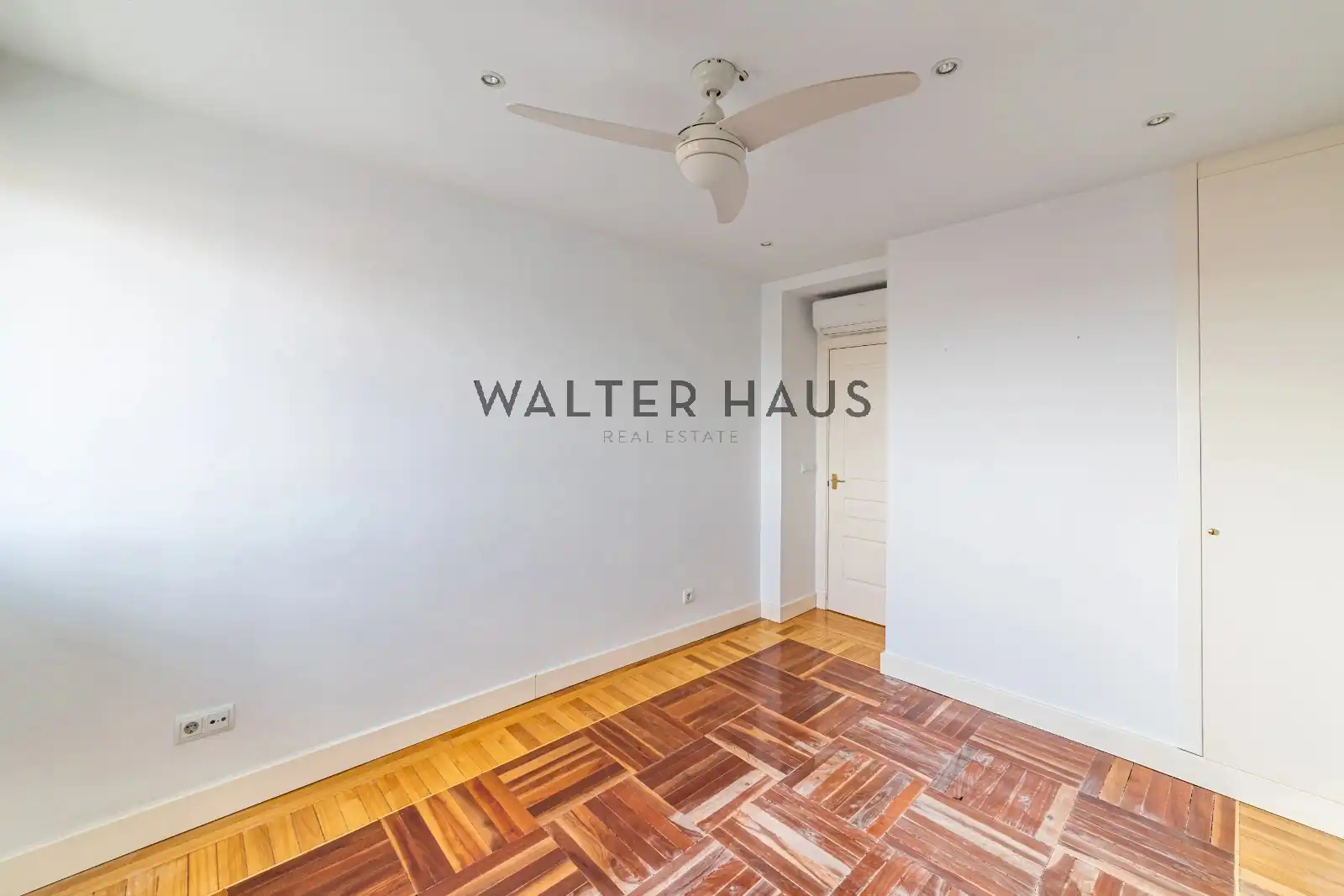 Penthouse with lift for sale in Calle de Alonso Cano, imagen 27