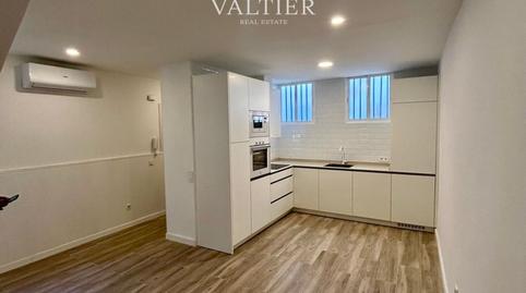 Foto 2 de Dúplex de alquiler en De Hernani, Cuatro Caminos - Azca,  Madrid Capital