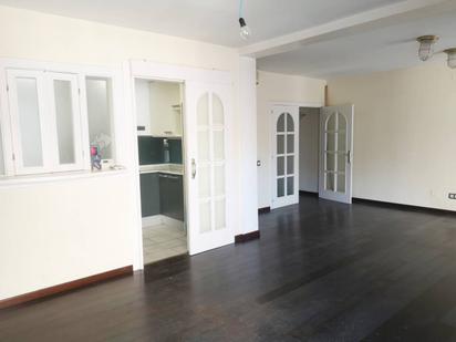 Flat for sale in Sabadell  with Air Conditioner, Heating and Parquet flooring