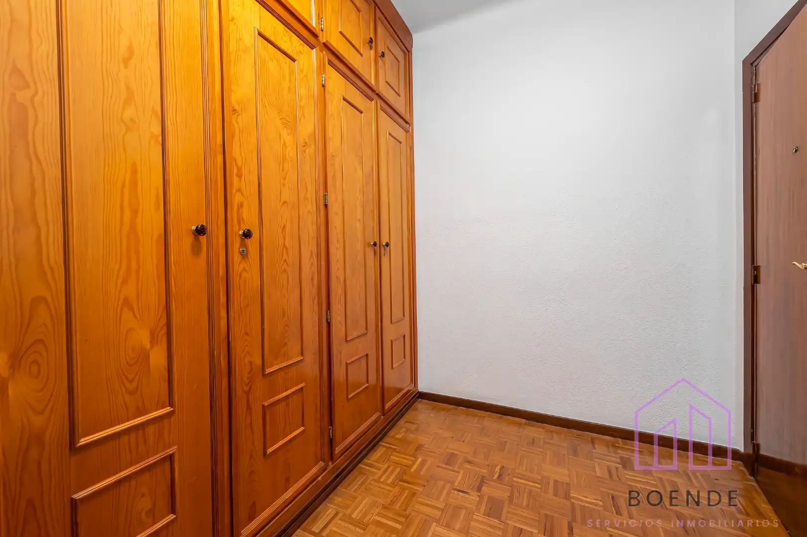 Bedroom of Flat for sale in Madrid  with Air Conditioner, Heating and Parquet flooring