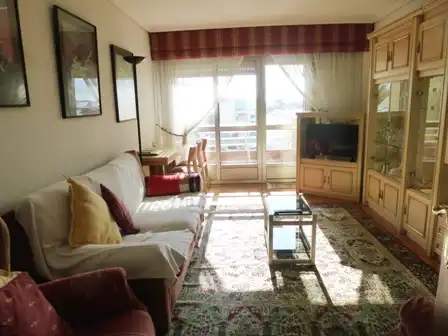 Wohnzimmer von Wohnung zur untervermieten in Vigo  mit Heizung, Parkett und Möbliert