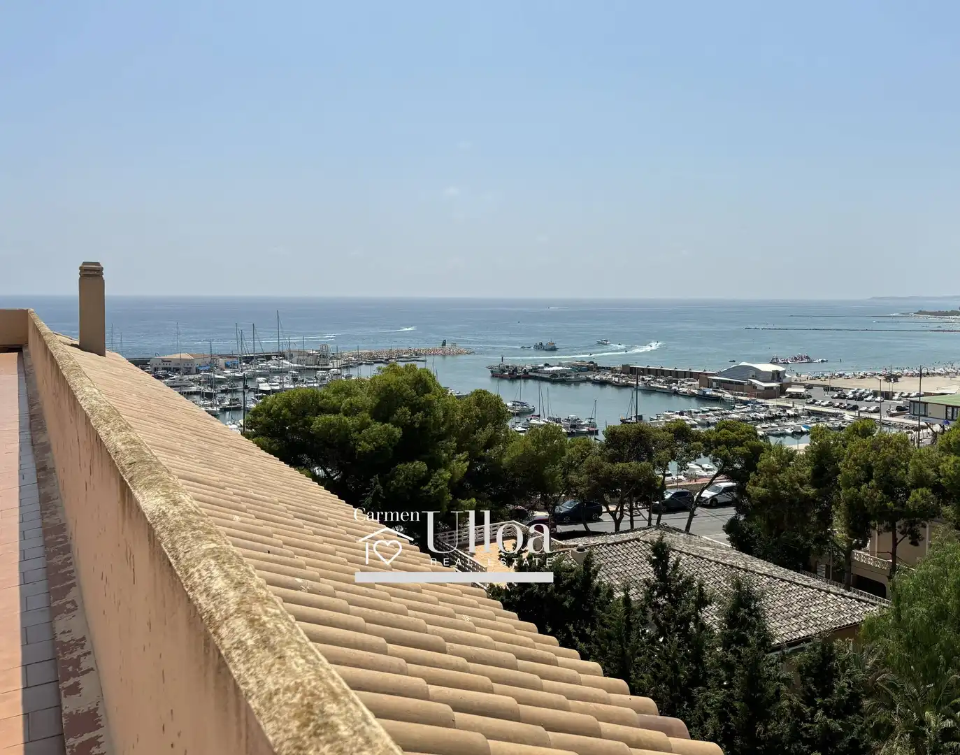 Piso en venta en El Campello con Terraza y Piscina comunitaria