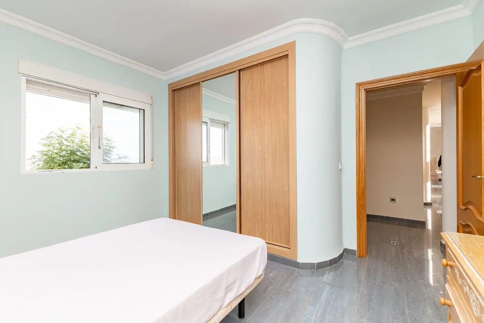 Habitación de Casa o chalet en venta en Chiva con Aire acondicionado, Terraza y Piscina