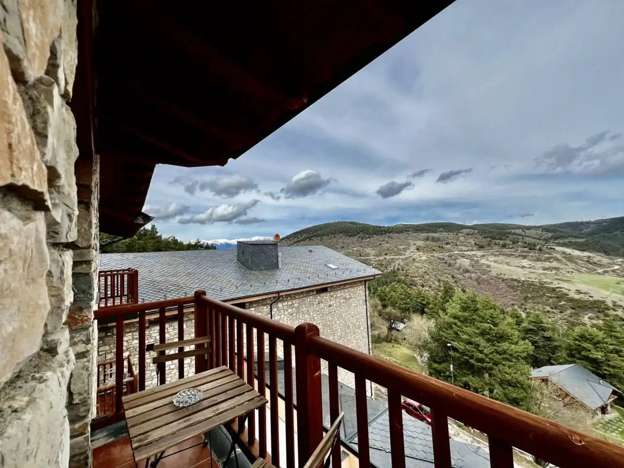 Terraza de Apartamento de alquiler en Alp con Calefacción, Terraza y Amueblado