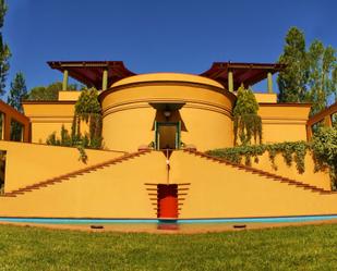 Vista exterior de Casa o xalet en venda en Madremanya amb Terrassa i Piscina