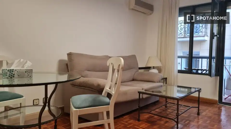 Piso con terraza en alquiler en Centro, imagen 17