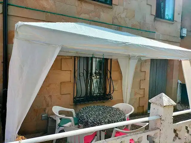 Terrassa de Casa o xalet en venda en Regumiel de la Sierra