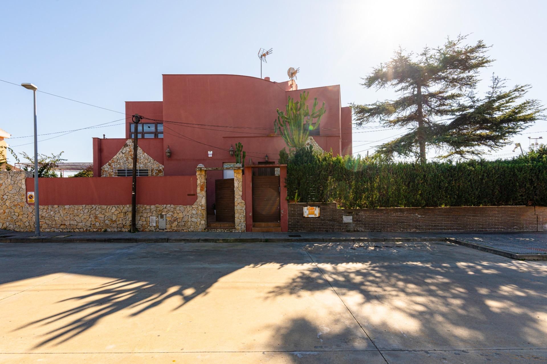 Exterior view of House or chalet for sale in Mazagón  with Air Conditioner, Heating and Private garden