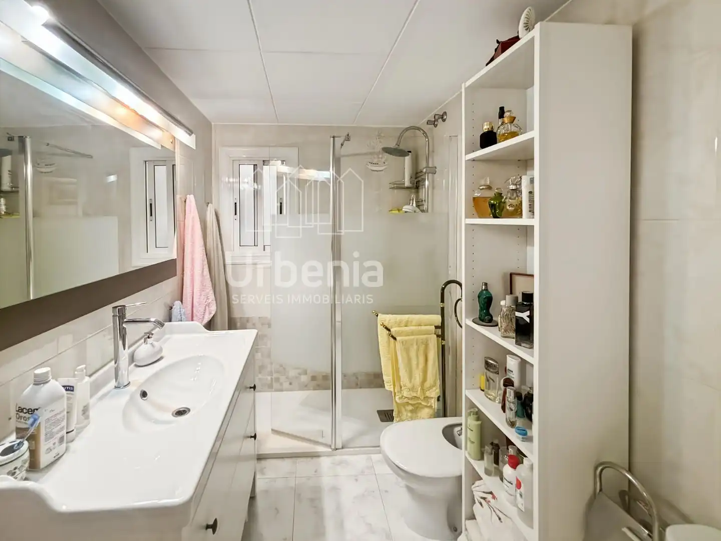 Bathroom of Flat for sale in Pineda de Mar  with Terrace