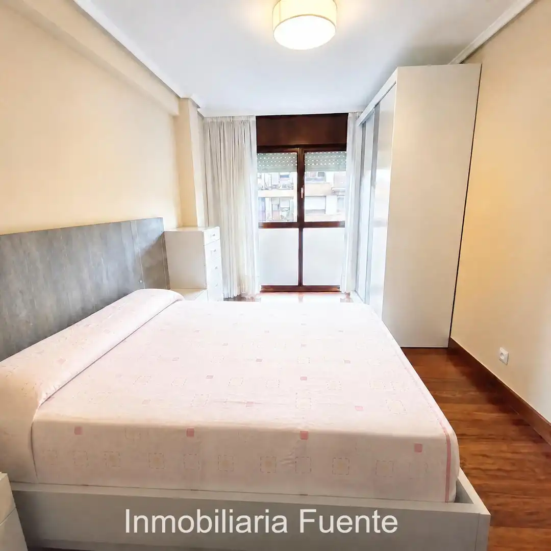 Schlafzimmer von Wohnung zum Verkauf in Zalla  mit Heizung, Abstellraum und Möbliert
