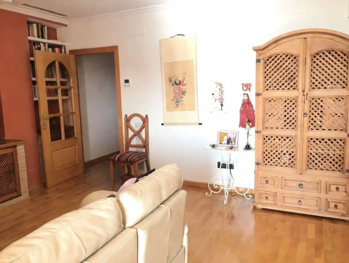 Living room of Attic for sale in Silla  with Air Conditioner, Heating and Parquet flooring