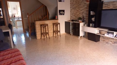 Foto 3 de Casa adosada en venta en Nucli Urbà, Esparreguera