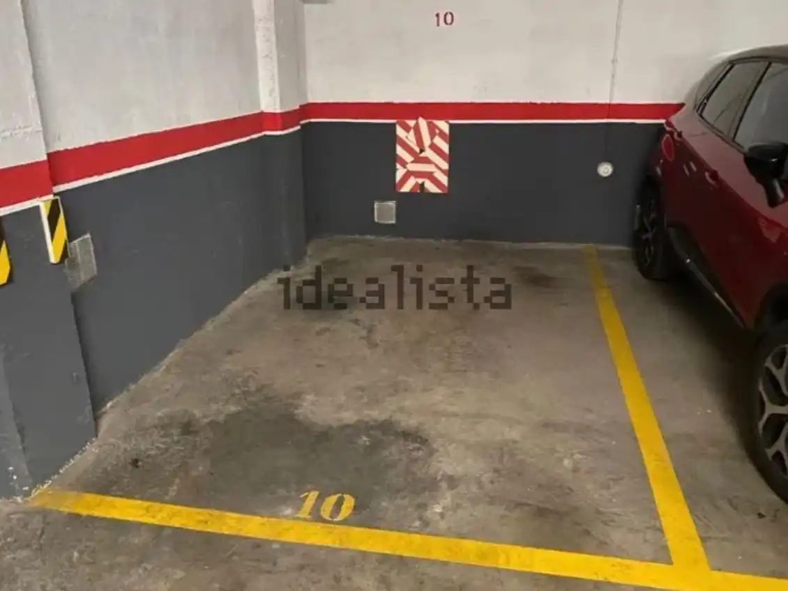 Individuale in vendita a Avenida Martí Pujol 280