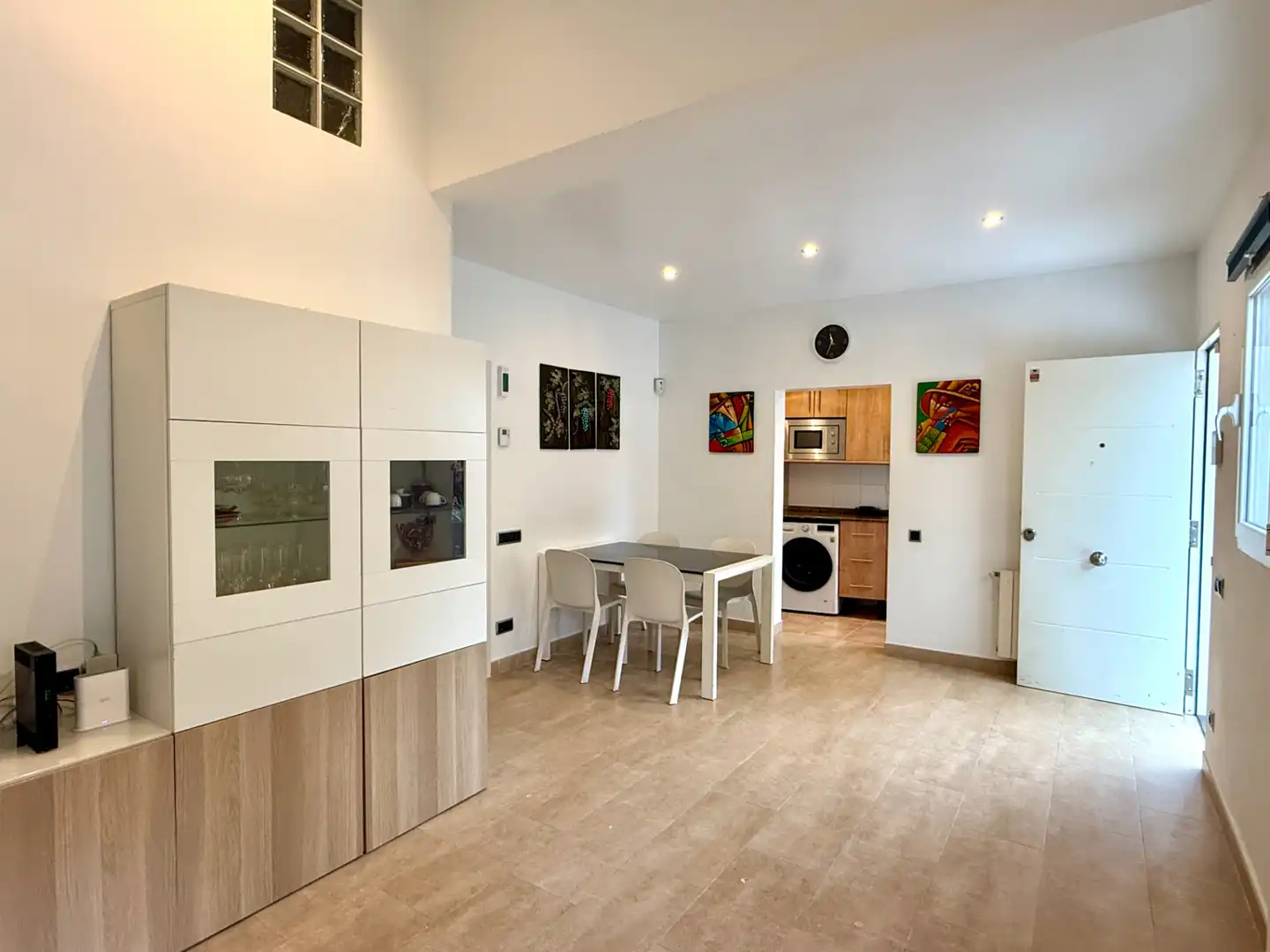 Cocina de Casa adosada en venta en Barcelona con Aire acondicionado, Calefacción y Jardín privado
