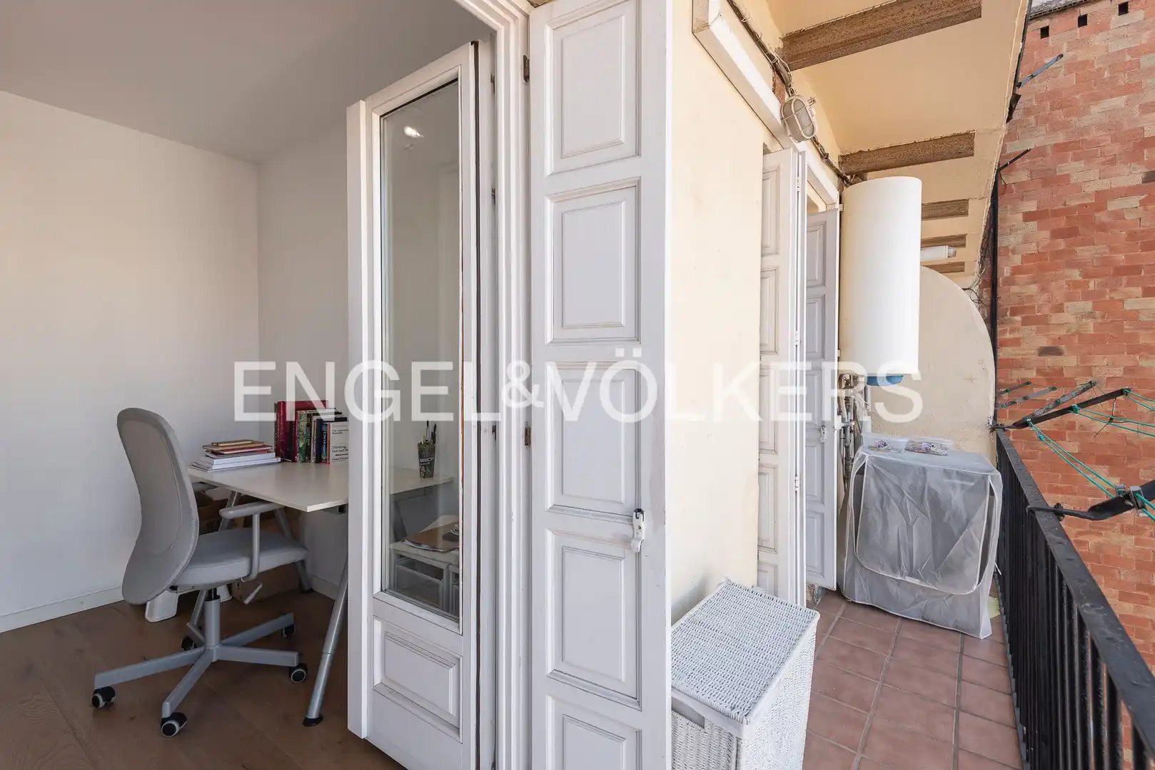 Balcony of Attic for sale in Barcelona  with Air Conditioner, Heating and Furnished