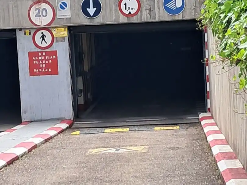 Einzelparkplatz zum Verkauf in Calle Marroquina 16, imagen 2