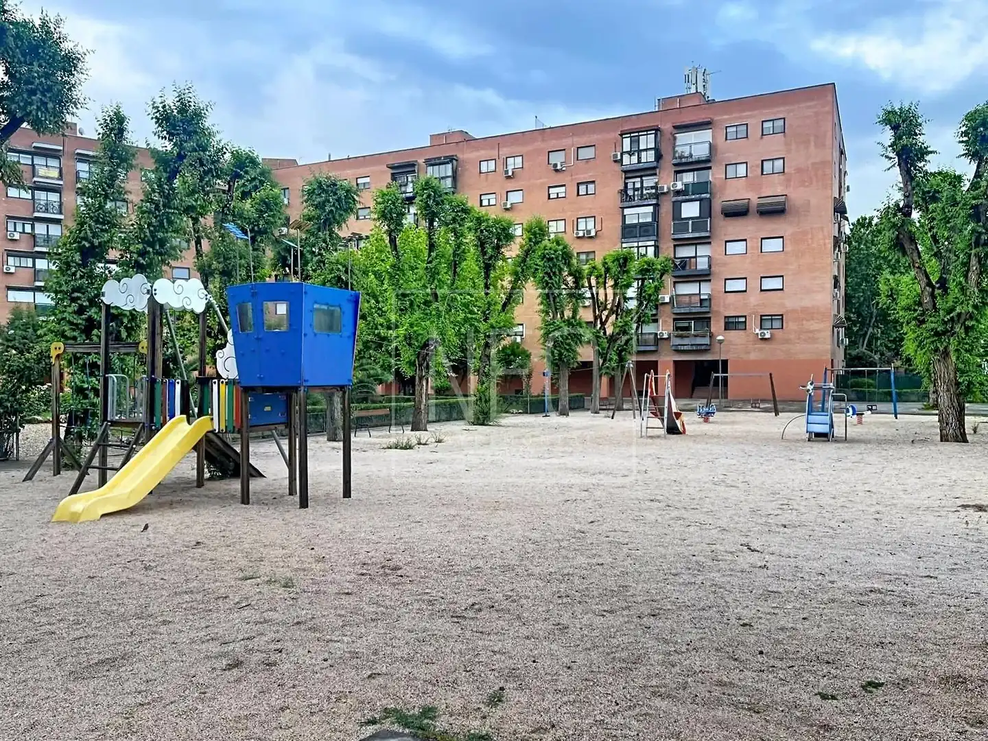 Exterior view of Flat for sale in Torrejón de Ardoz  with Air Conditioner, Heating and Private garden