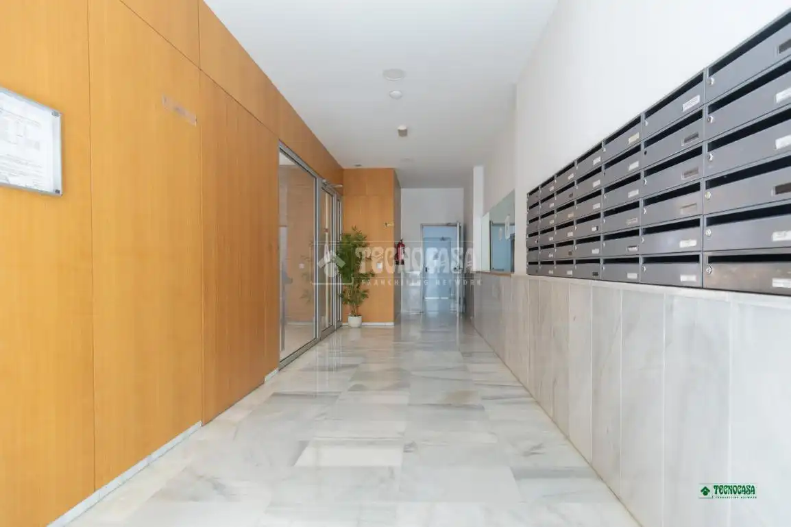 Wohnung zum Verkauf in Almería mit Klimaanlage