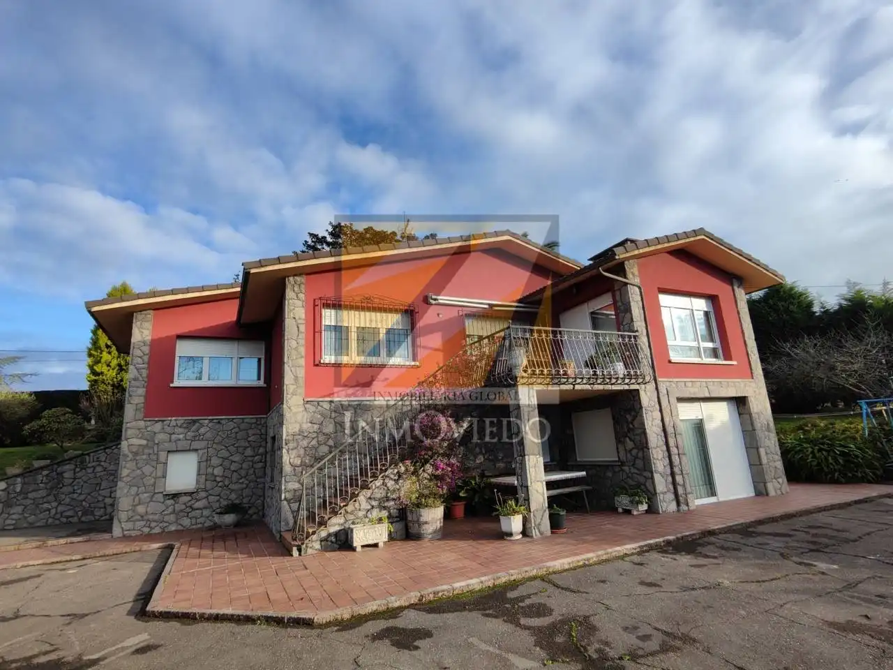 Exterior view of Houses for sale in Carreño  with Heating, Private garden and Parquet flooring