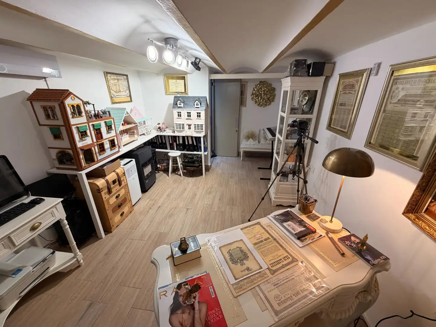 Maisonette zum Verkauf in Barcelona mit Klimaanlage, Terrasse und Balkon