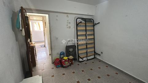 Foto 5 de Piso en venta en Aluche, Madrid