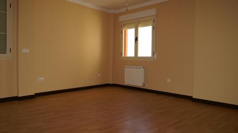 Photo 4 of Flat for sale in Torrijos, Toledo