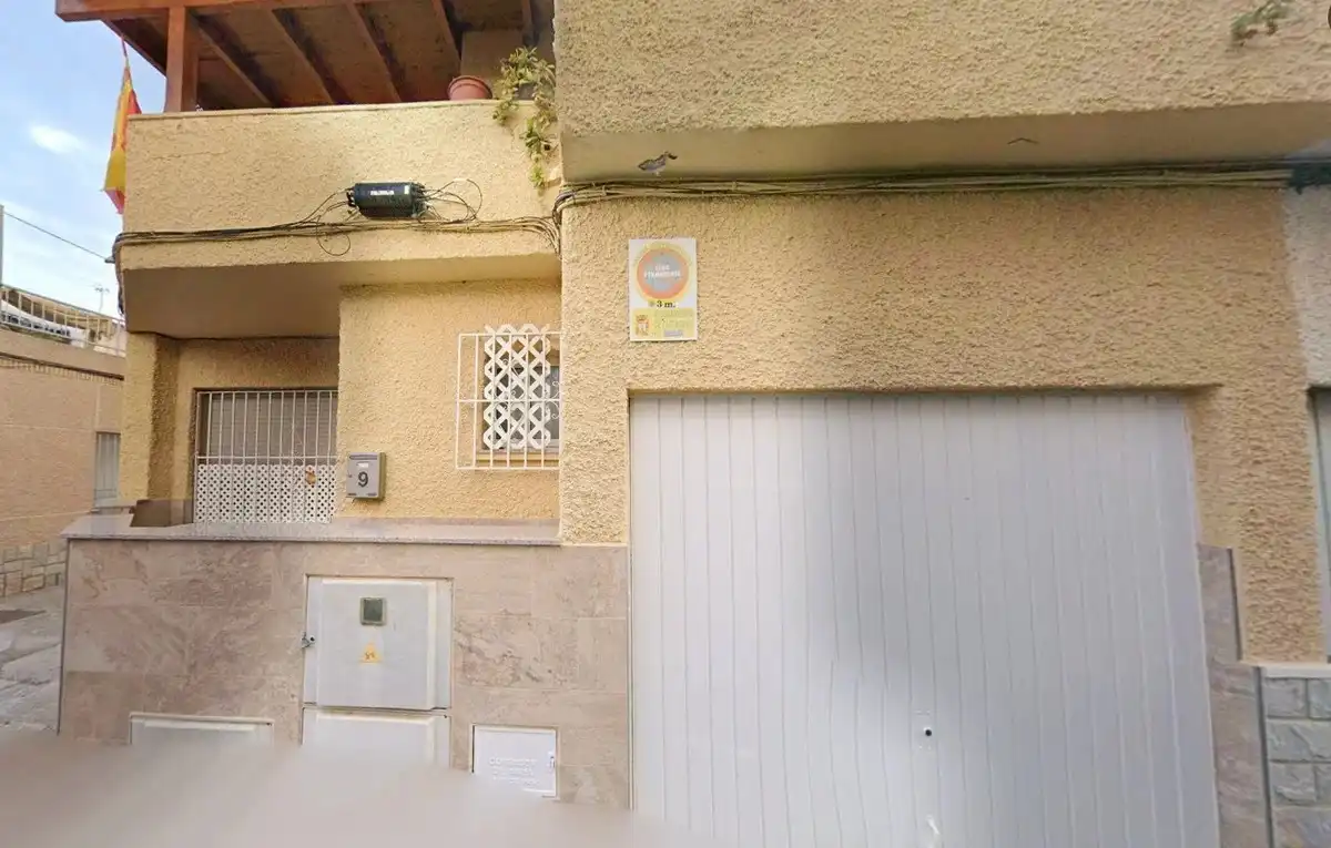 Adosado en venta en Calle Río Besos 18, imagen 2