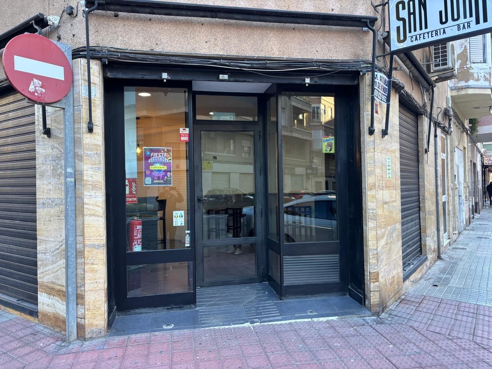 Local de lloguer en Elche / Elx amb Aire condicionat