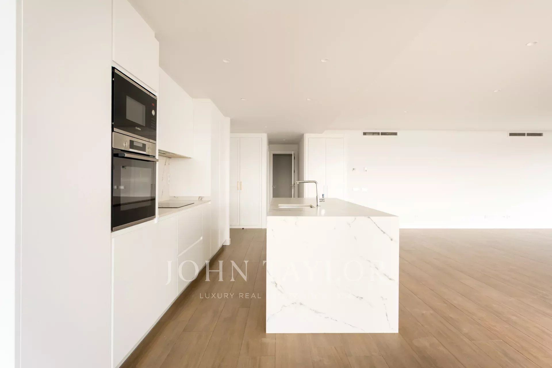 null hab, 267m² en Encinar de los Reyes, La Moraleja - Image 4