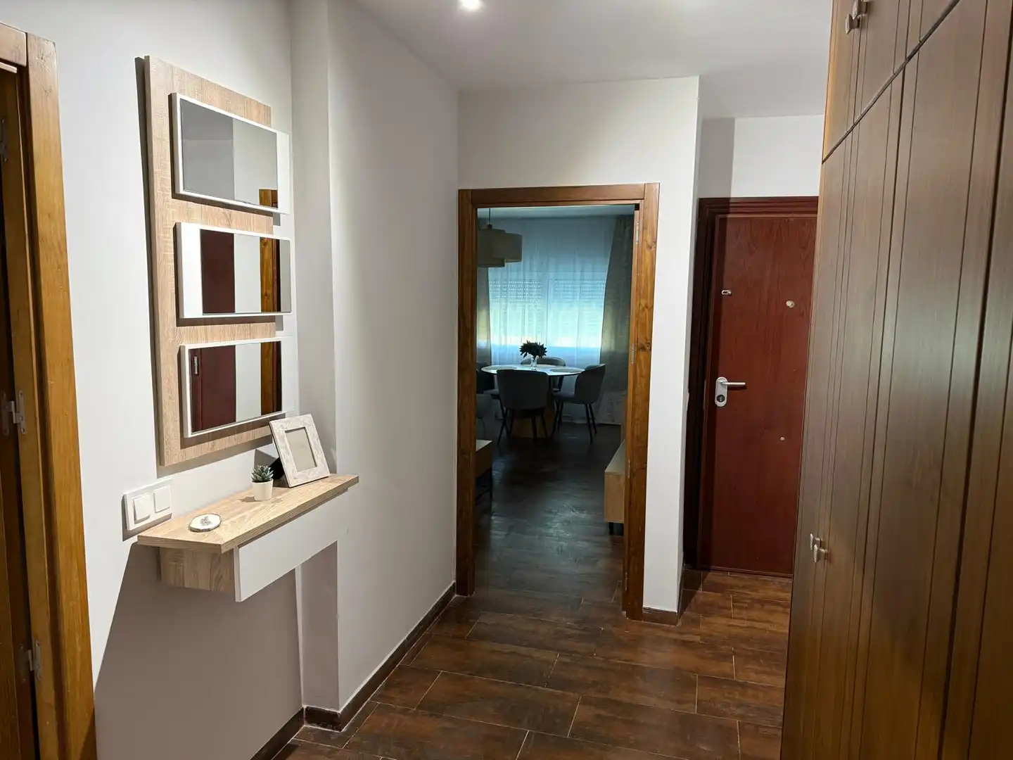 Wohnung zur Miete in Algeciras mit Klimaanlage, Heizung und Terrasse