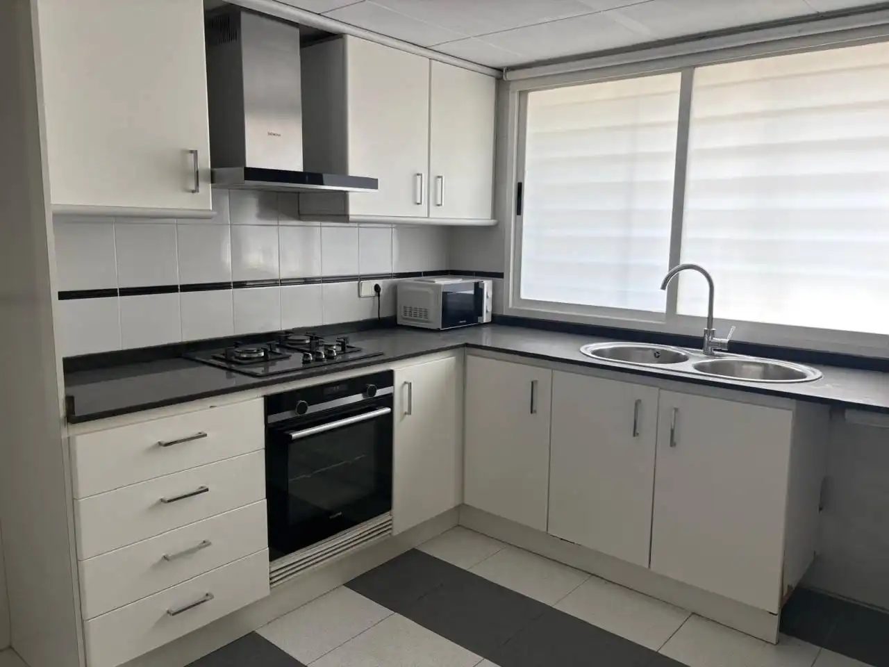 Triplex avec terrasse à vendre à Plaza Mayor, imagen 3