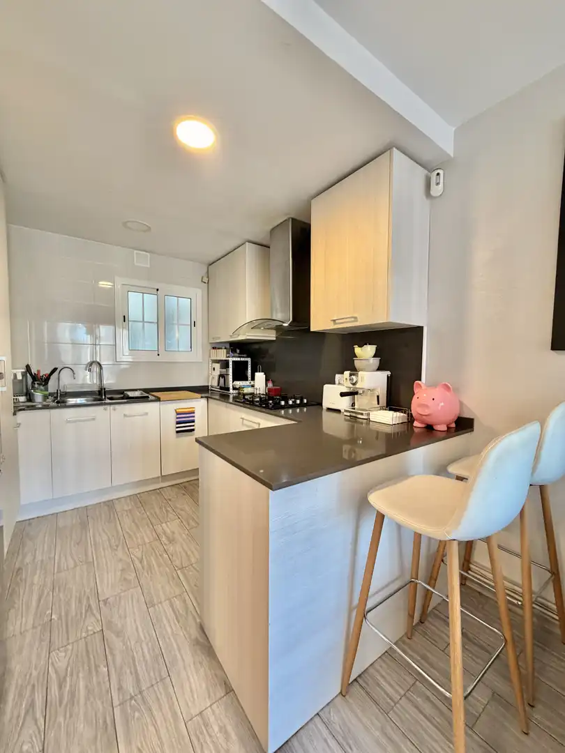 Cocina de Piso en venta en Vilanova i la Geltrú con Calefacción