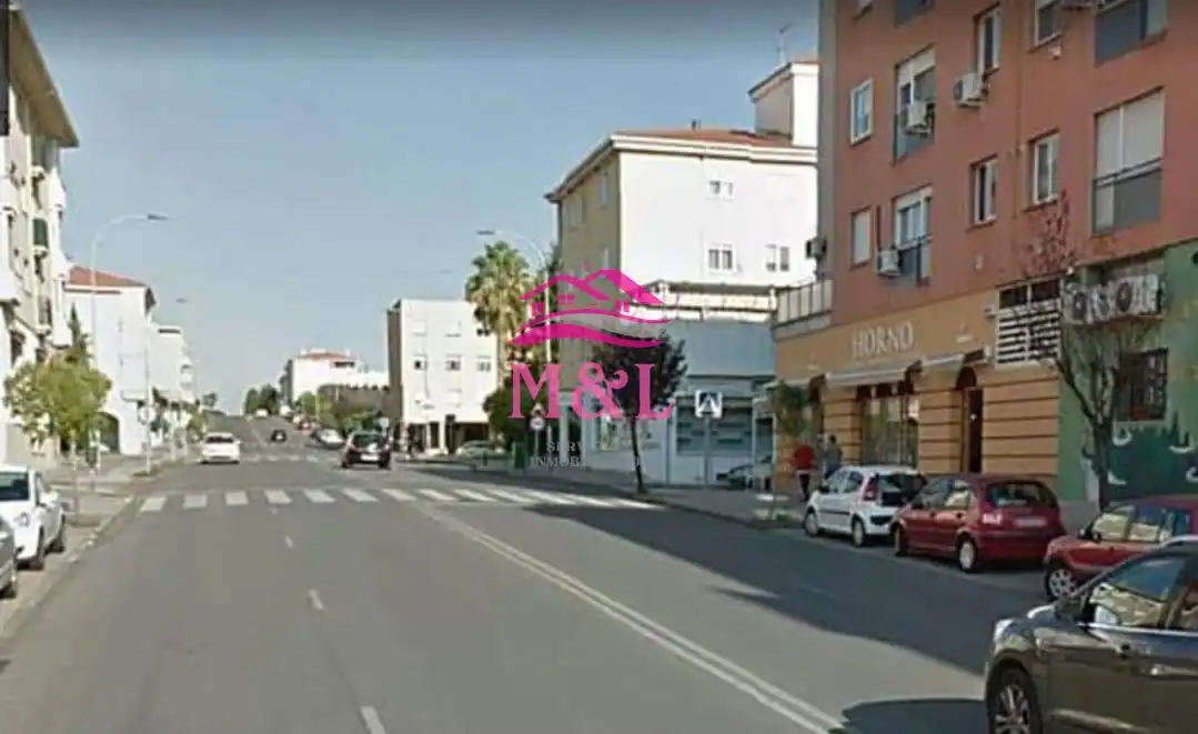 Local comercial en venda a Sur, imagen 2