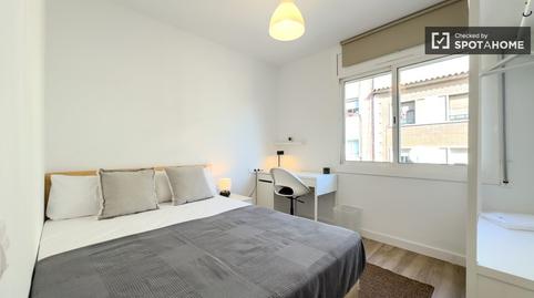 Foto 5 de Pis per a compartir a Pubilla Cases, Barcelona