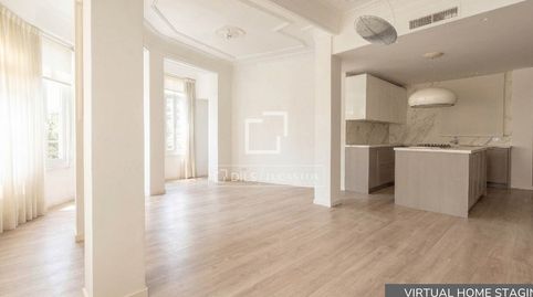 Elegante piso con una impecable reforma integral de diseño contemporáneo y luz natural en venta en una de las ubicaciones más excl, imatge 3