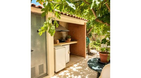Foto 2 de Casa o chalet en venta en Avenida Andalucia, Juzgados - Plaza de Toros, Benidorm