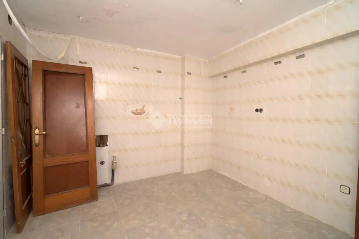 Flat for sale in Linares  with Balcony