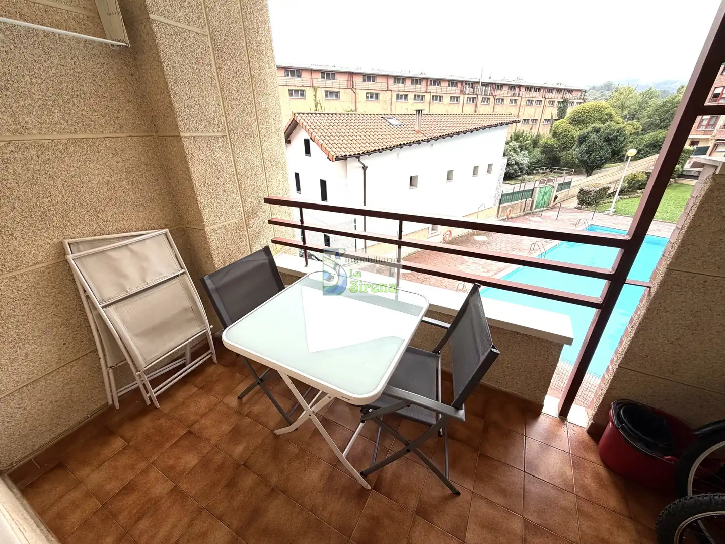Terraza de Piso de alquiler en Castro-Urdiales con Calefacción, Terraza y Amueblado