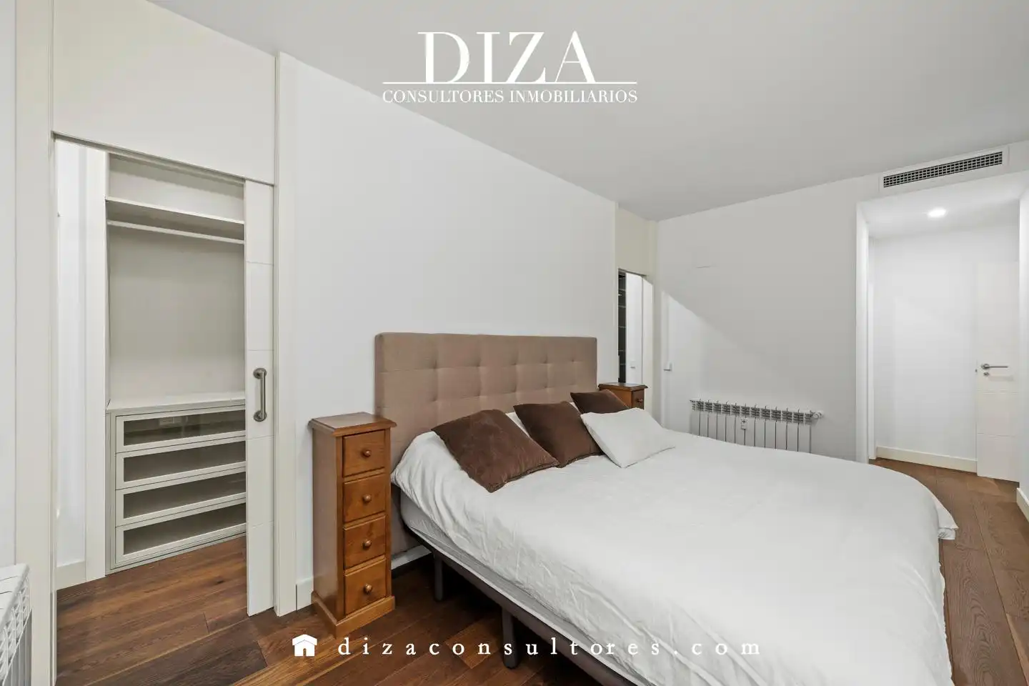 Habitación de Dúplex de alquiler en Madrid con Aire acondicionado y Amueblado