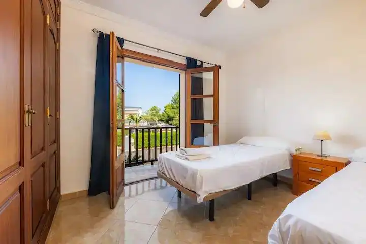 Dormitori de Casa adosada en venda en Manacor amb Aire condicionat, Calefacció i Jardí privat