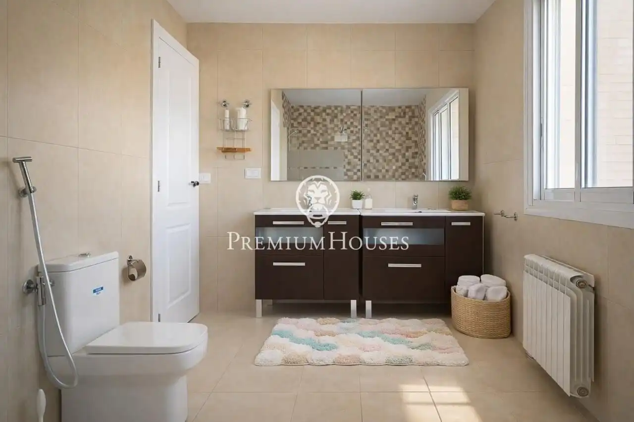 Baño de Casa o chalet en venta en Salou con Aire acondicionado, Calefacción y Jardín privado