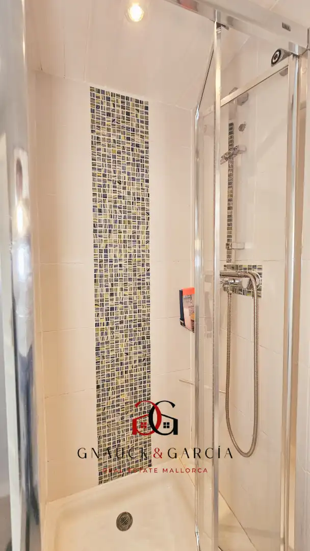 Badezimmer von Wohnung zum Verkauf in Calvià mit Klimaanlage, Heizung und Terrasse